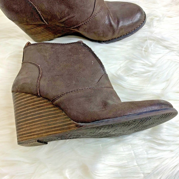 Lucky Brand Womens Sz 8.5 M Brown Ankle Boots Boot - Picture 2 of 5